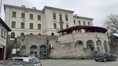 Туристически информационнен център град Елена