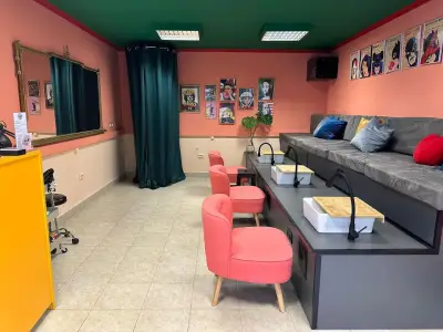 LAK NAIL SHOP