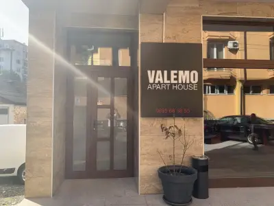 VALEMO Apart House