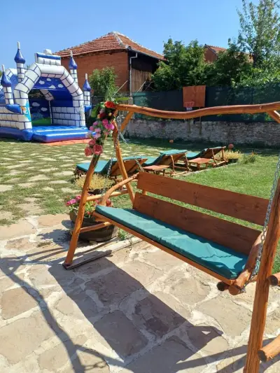 Къща за гости Куклите Петревене