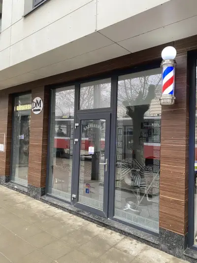 D&M Barbershop