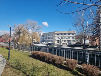 СУ"Нешо Бончев"