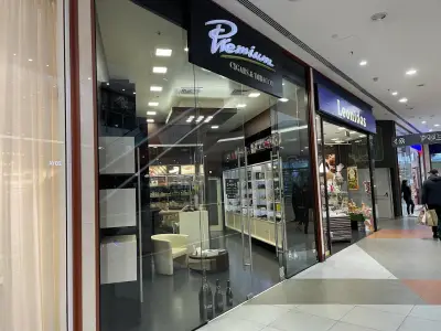 Premium Cigars & Tobacco Paradise Center