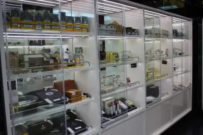 Premium Cigars & Tobacco Paradise Center