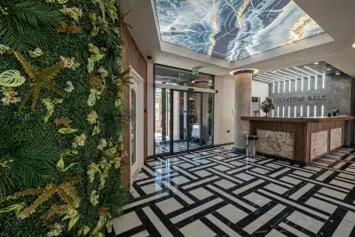 Danubius View - Luxury Hotel and Hall