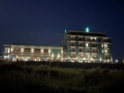 Danubius View - Luxury Hotel and Hall