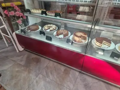 Сладкарница Изкушение