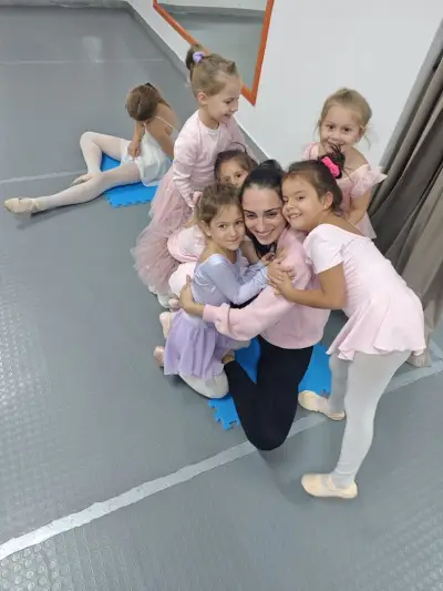 VeroniQue Dance School - Burgas
