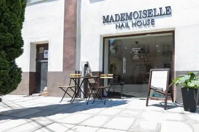 Mademoiselle Nail House