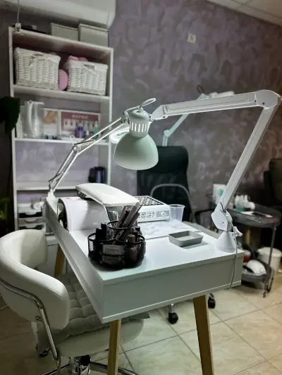 KK Nails