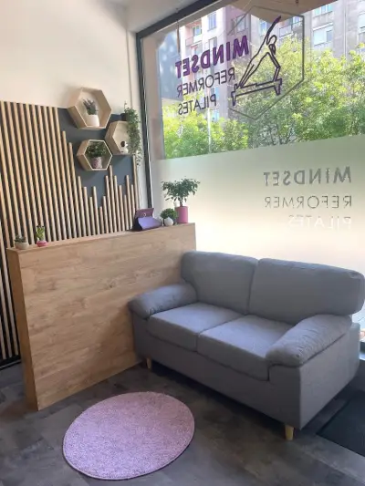 Рефомър пилатес студио Mindset Reformer Pilates - Кючук Париж