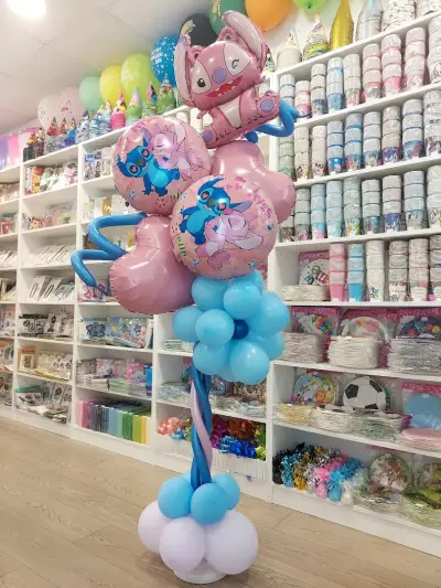 PARTY LAND