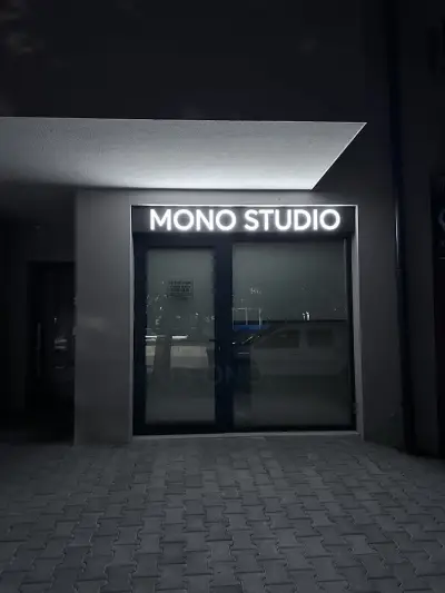MONO STUDIO