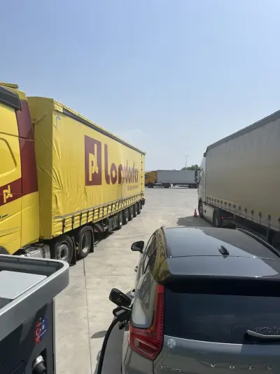 Станция за зареждане Fines