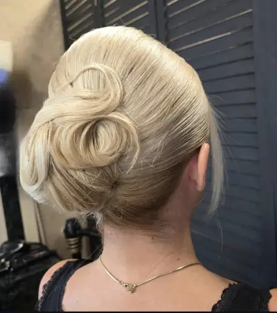 Beauty Salon "Luxe Hair Style"