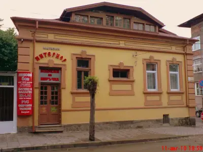 ИНТЕРИОР "ПАЛИТРА СТИЛ" ЕООД