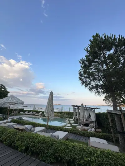 Noma Beach Resort