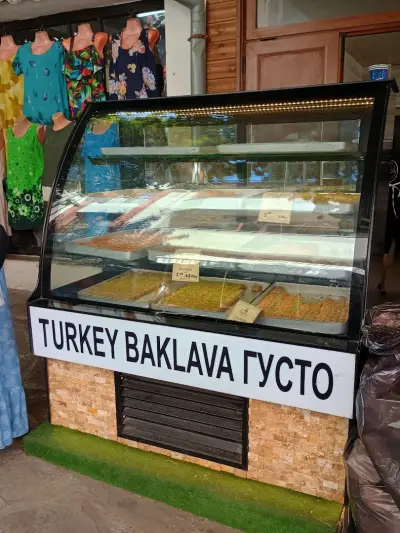Дюнери Густо