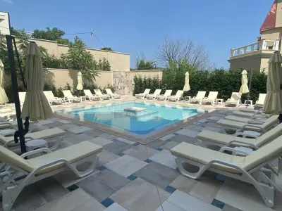 Luxurious and panoramic apartments at the beach in La Mer complex