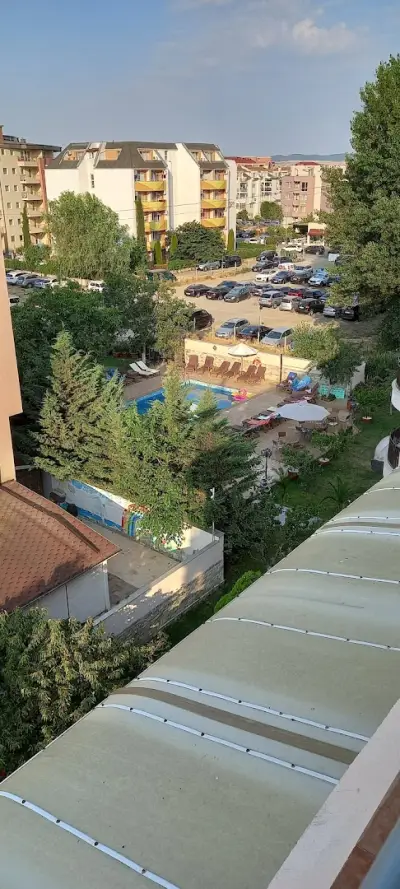 Хотел Централ