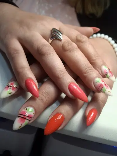 Bori nails