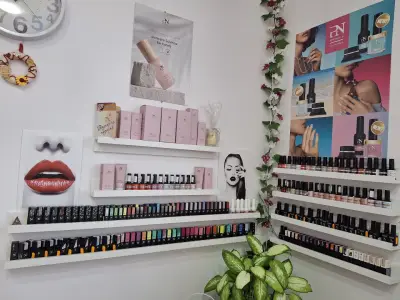 Bori nails