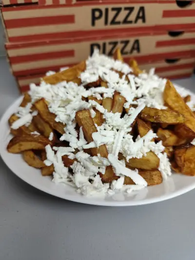 THE FAMILY PIZZA