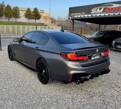 SM AUTO