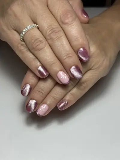 Julie Art Nails