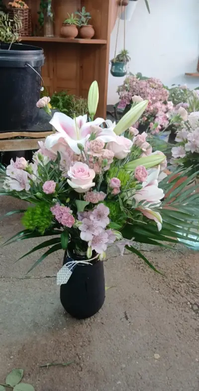 Магазин за цветя Mira Fiori Троян