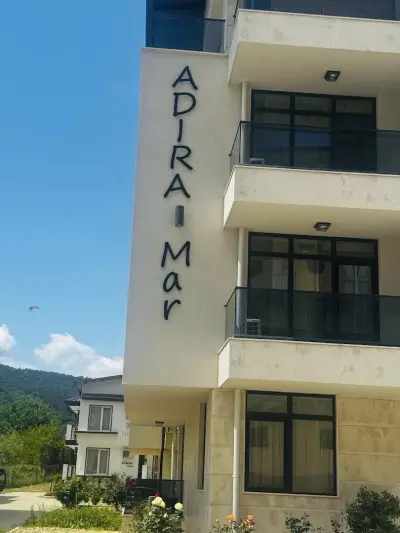 ADIRAMA Apartments Elegant Apartments Walk to the Beach