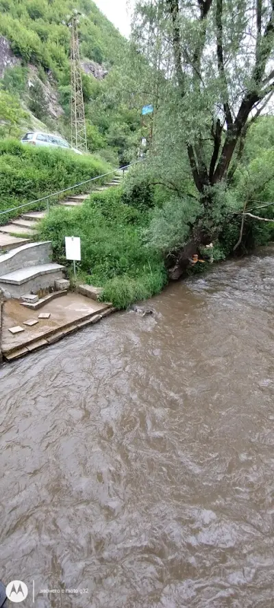 минерален извор Топлика