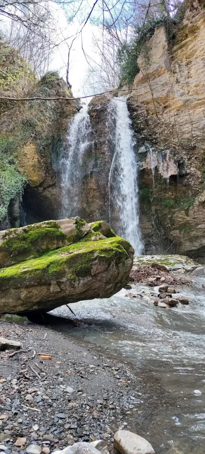 Водопад Куза скока