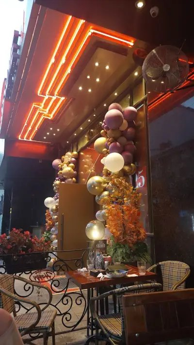 Happy Bar & Grill – Централен офис