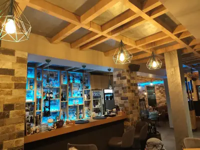 Plate Bistro