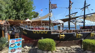 The old ship