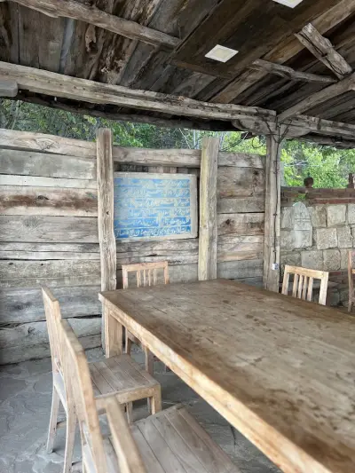 Hero's Bar