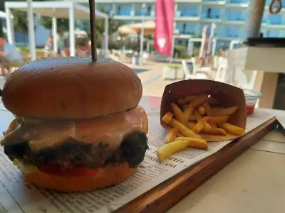 Burger Bar - Maritim Paradise Blue