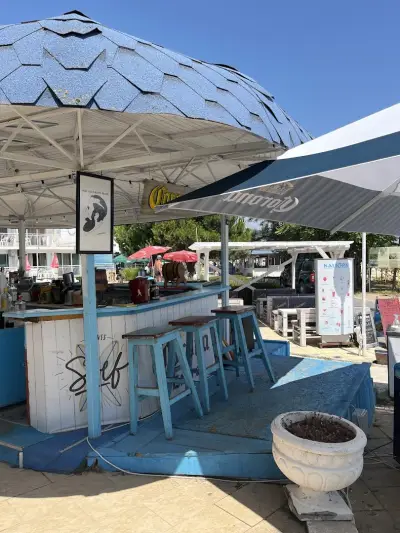 Pool and beach bar "Kaliopa"