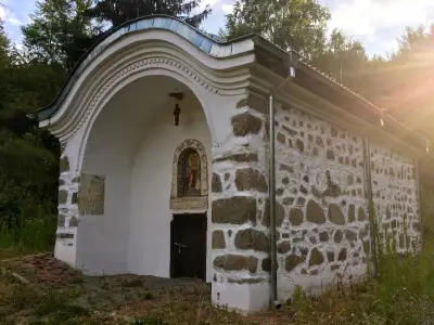 Алински манастир ”Свети Спас”