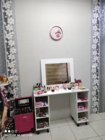 AVON Мариана Ейвън Ботевград