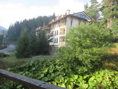 Kris Hotel