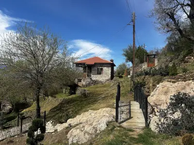 Храм „Успение Богородично“