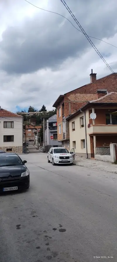 Супермаркет "Лазур"
