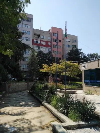 Банков клон на Алианц Банк България