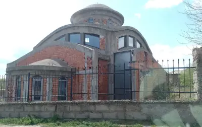 Магазин за хранителни стоки „Емир Алим“