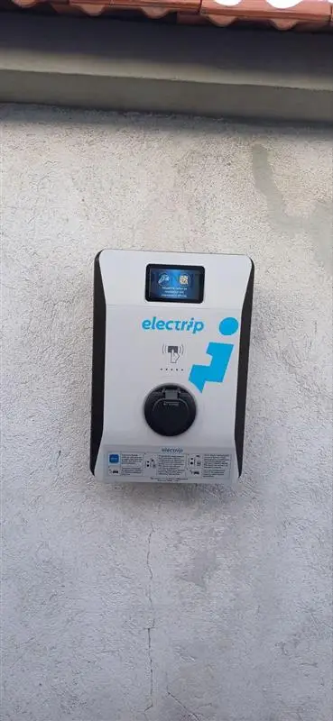 Станция за зареждане Electrip