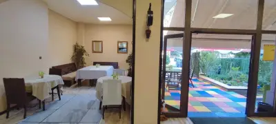 Ресторант за бързо хранене "БЪЛГАРИЯ" - НТС