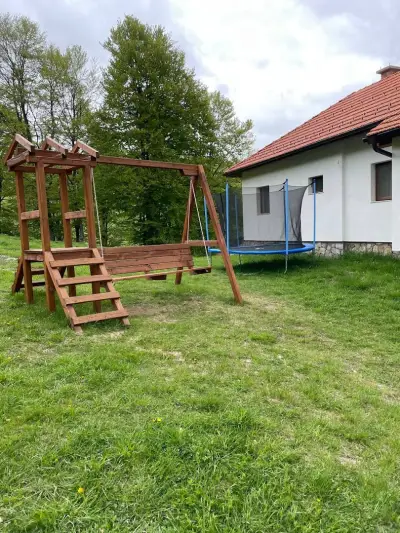 Къща за гости Цървена Ябълка