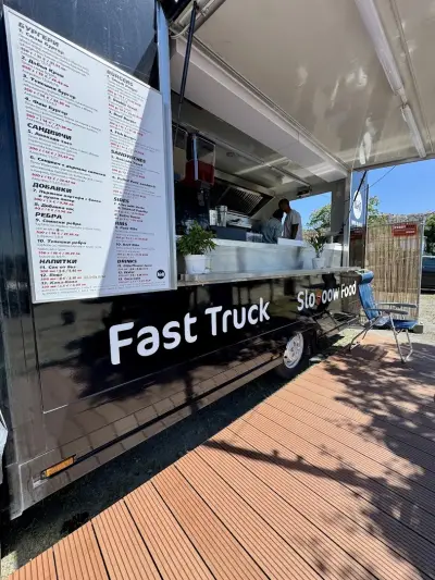The Movin Sea Burgers
